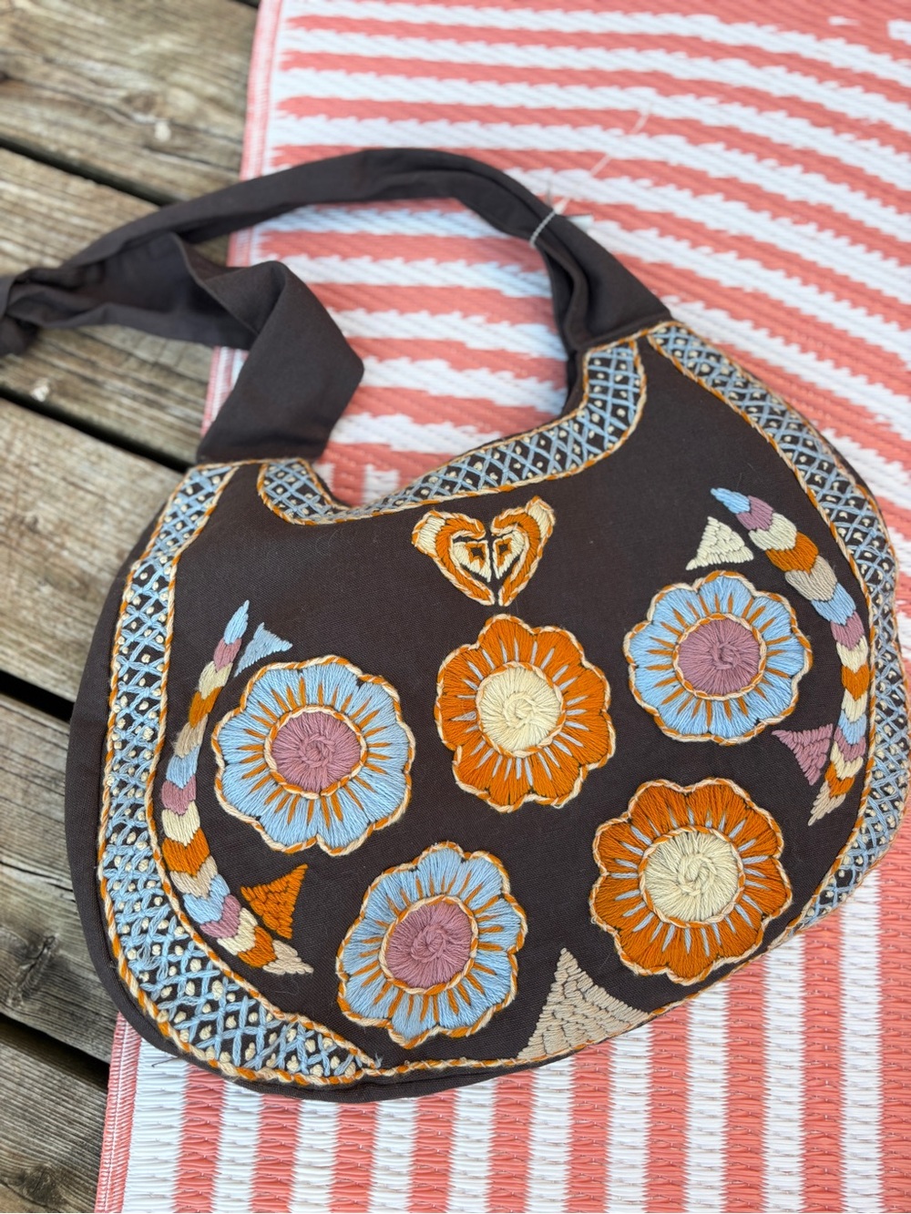 Boho Floral Embroidered Crescent Bag - Brown and Orange 🤎🧡🌸🩵